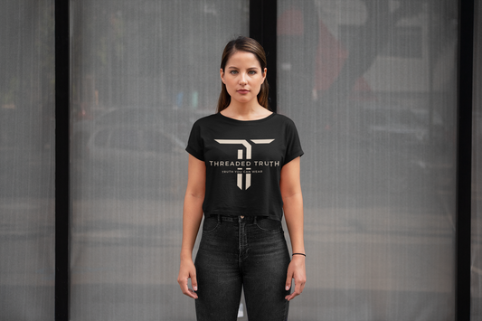 The Emblem Cropped Tee
